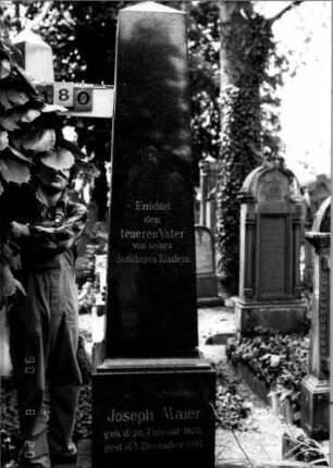 Grabstein 180