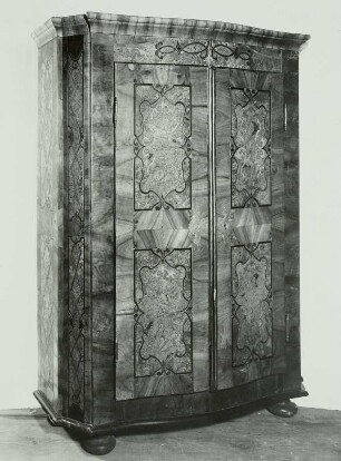 Kleiderschrank