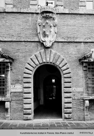 Palazzo Comunale & Palazzo Renieri Portigiani, Colle di Val d'Elsa