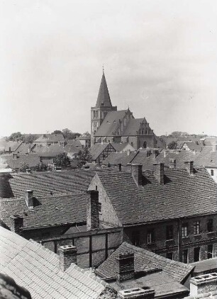 Soldin, Stadtansicht : Soldin (Mysliborz/Polen). Stadtansicht mit Pfarrkirche Sankt Peter und Paul, von Südosten