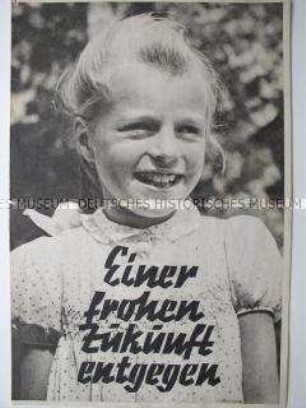 Reich bebilderter Sonderdruck der SED der Provinz Sachsen zu den Gemeindewahlen 1946 mit Bildern vom Wiederaufbau
