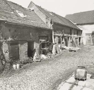 Scheune : Vierseithof (19. Jh.). Stallgebäude und Scheune