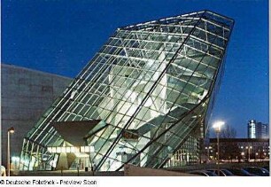 Dresden-Altstadt, Prager Straße 1. UFA-Palast (1993-1998, Coop Himmelbau)
