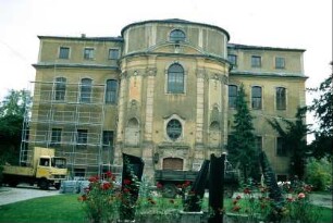 Schloss mit seinem Mittelteil, 1706 bis 1712 erbaut