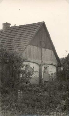 Umgebindehaus in Trebendorf : Chěža ze stołom w Trjebinje