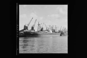 Bernd Leonhardt (1955), Frachtschiff, Leonhardt & Blumberg, Hamburg, Bau-Nr. 557