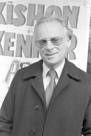 Signierstunde des Schriftstellers Ephraim Kishon in der Buchhandlung Mächtlinger