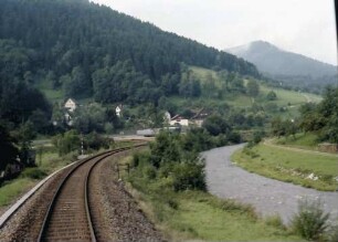 Schenkenzell; Schiltach: Bahnstrecke im Kinzigtal