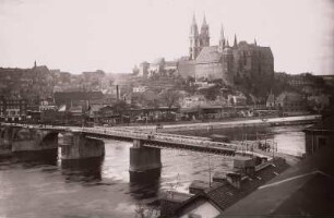 Meißen, Blick über die Elbbrücke auf den Burgberg mit Bischofs- und Albrechtsburg sowie Dom