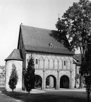 Lorsch. Kloster Lorsch. Karolingische Torhalle. Ostseite