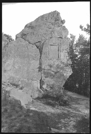 Blankenburg. Teufelsmauer mit Löbbecke-Gedenktafel (Bürgermeister und Bankier)