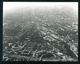 Hansjakob, Gottfried; München - Schwabing, Berliner Str.; Wohnanlage an der Berliner Straße (Schwabinger See) - Luftbild (nach Süden)