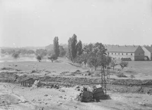 Dammbruch Bö. Schlammfeld o. Lippersdorf : Tagebau Böhlen (heute Tagebau Zwenkau). Dammbruch