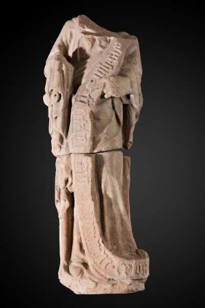 Heiligenfigur ohne Kopf