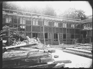 Potsdam, Neues Palais, Communs, Südcommun- Ehemaliger Marstall der Kaiserin beim Umbau 1933. Ansicht der Nordseite ( Hofseite).