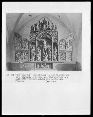 Schnitzaltar