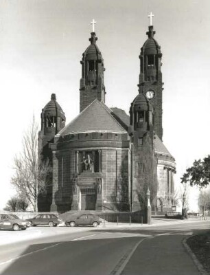 Dresden-Strehlen. Christuskirche (1903/05; R. Schilling, J. Gräbner). Ansicht von Südwest