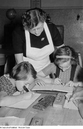 Kinder beim Lernen