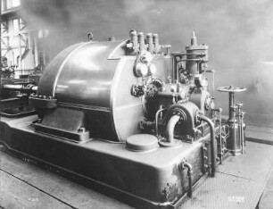 Dampfturbine mit automatischer Düsenregelung (MAN) : Technikgeschichte | Maschinenbau | Kraftmaschinen | Dampfturbinen