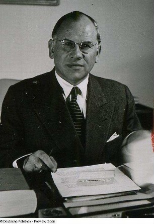 Portraitserie Eugen Gerstenmaier