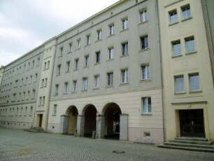 Eisenhüttenstadt: Wohnbebauung Poststraße/Saarlouiser Straße (WK II)