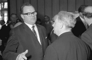 Freiburg: Minister Stücklen und Regierungspräsident Dichtel