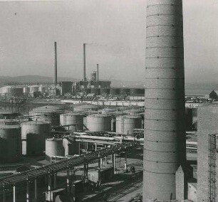 "Shell" (aus der Serie "Hamburg als Industrieplatz")
