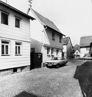Rosbach vor der Höhe, Königstraße 2