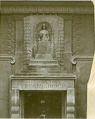 Billing, Hermann; Mannheim (Baden-Württemberg); Kunsthalle - Innenansicht mit Kamin und Relief der Athena