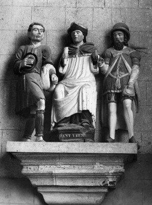 Heiliger Ivo (Yves) Helory mit den Armen : Heiliger Ivo (Yves) Helory mit den Armen. Alabaster? (1601/1700). Pleyben, Saint-Germain, Vierung