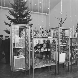 Borstendorf, Schnitzausstellung