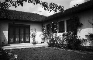 Freiburg i. Br.: Haus Sonnhalde, Innenhof
