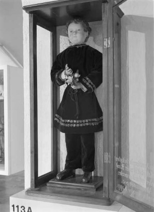 Knabenfigur. Votivgabe der Familie Kapp