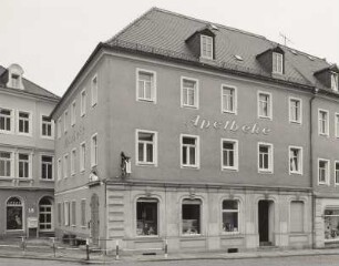 Wohnhaus mit Privilegierter Apotheke