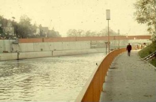 Esslingen, Montage des neuen Alicenstegs