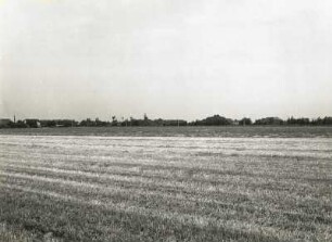 Großenhain. Blick vom Schleifweg zum Militärflugplatz