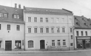 Annaberg-Buchholz, August-Bebel-Straße (Wolkensteiner Straße) 6. Wohn- und Geschäftshaus (Arbeitsamt). Straßenansicht