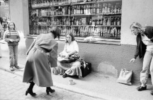 Freiburg i. Br.: Straßenmusikanten in der Rathausgasse, Ecke Kaiser-Joseph-Straße