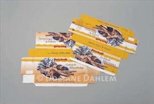 Drei Verpackungs- Entwurf für "Gebäckmischung" der "Reichelt" - Eigenmarke