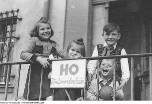 Kinderwochenheim der Handelsorganisation (HO), April 1951