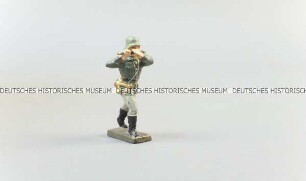 Massefigur: Pfeifer marschierend (Marschmusiker)