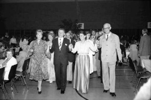 30. Tagung 1980 Chemiker; Studentenabend: Ehepaar Steurer, Gräfin Sonja Bernadotte; Graf Lennart Bernadotte