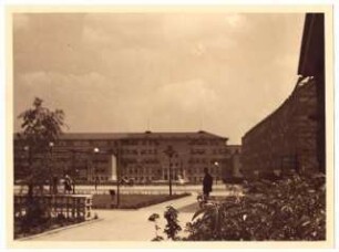 Stadtpark, Hindenburg: Stadtpark hier an der Alsenstraße, im Hintergrund der Marktplatz