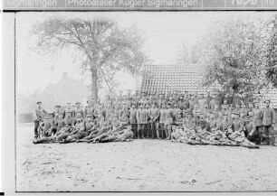 Gruppenaufnahme von Soldaten