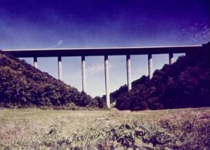 Elzbach-Talbrücke (südl. Mayen)