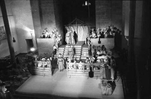 Aufführung der Mysterienoper "Arche Noah" von Benjamin Britten durch das Badische Staatstheater und Kinder aus fünf Karlsruher Schulen