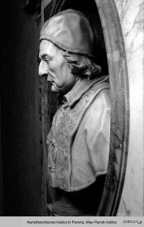 Kenotaph für Papst Clemens XII. (Lorenzo Corsini) : Corsini-Kenotaph: Porträtbüste von Papst Clemens XII.