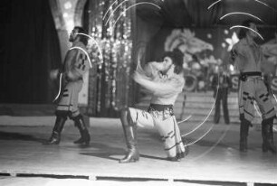 Gastspiel des Zirkus Sarrasani auf dem Karlsruher Messplatz