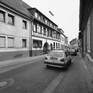 Alte Bauernschänke; Oestrich-Winkel, Hauptstraße 110