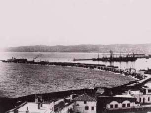 Algier (Algerien), Stadtansicht mit Hafen